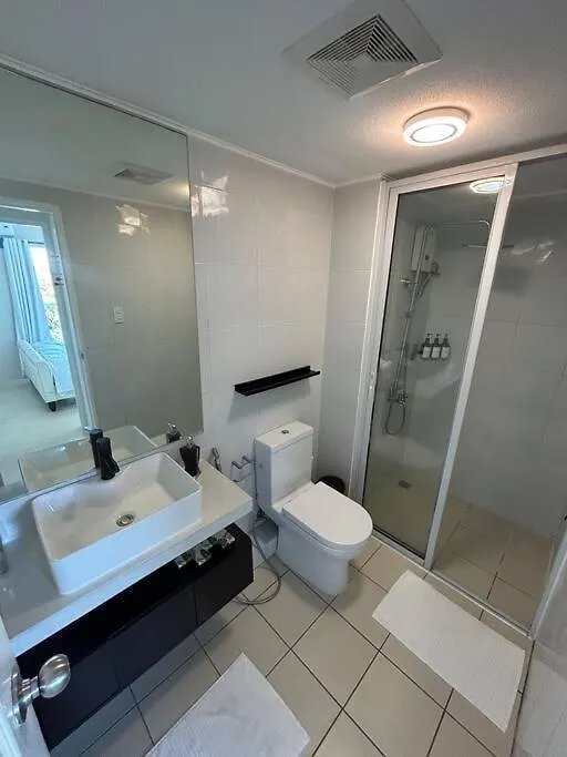 Modern Oasis: Pool + Netflix Apartment Manila